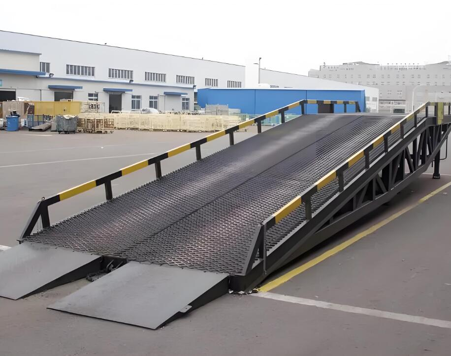 移動(dòng)式登車橋